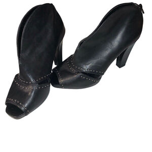 Women's Franco Sarto Black Studded Peep Toe Heels Size 10